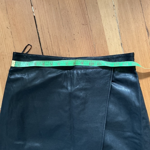Filippa K leather skirt - Picture 4 of 6